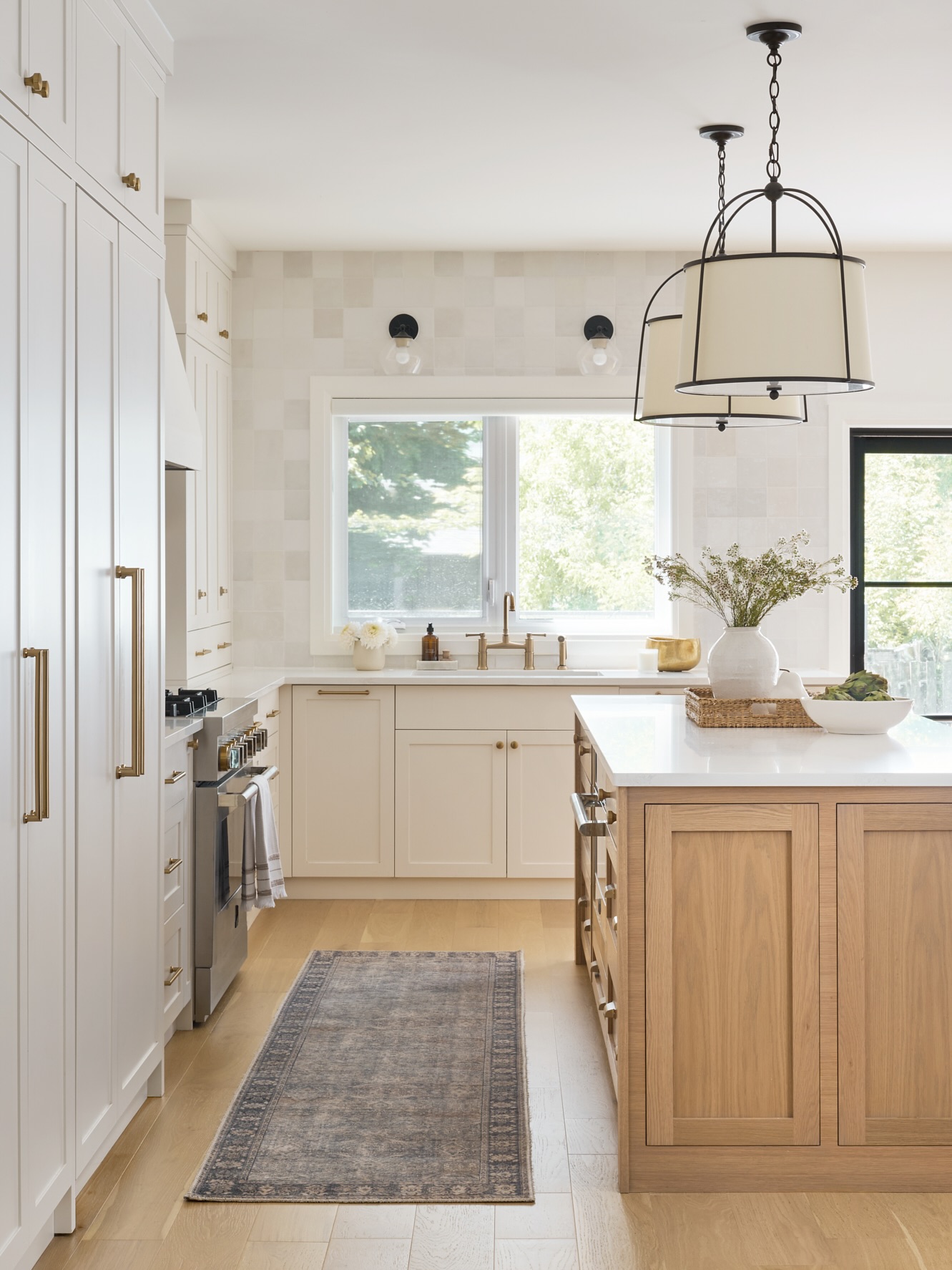 carousel album shared on Mon Sep 08 2025 | Cabinetry and counters carry so much of the weight in a kitchen design and gett...